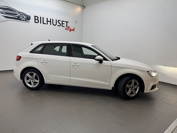 Audi A3 2 of 18