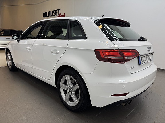 Audi A3 4 of 18