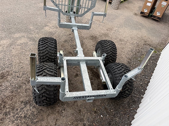 -- Avestavagnen ATV "Woodman Manual Crane" 5 of 13