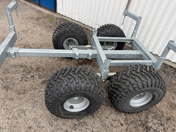 -- Avestavagnen ATV "Woodman Manual Crane" 4 of 13