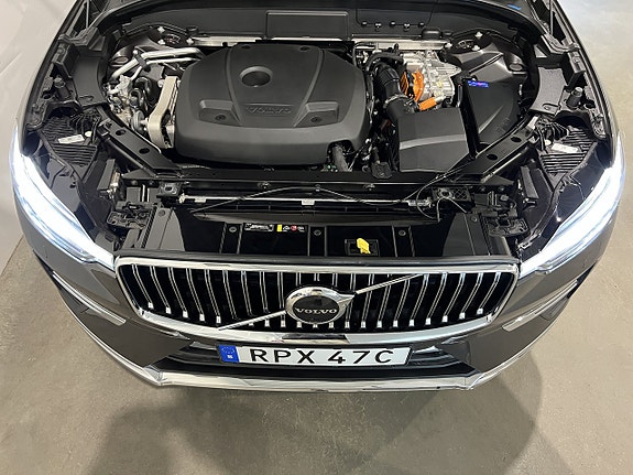 Volvo XC60 13 of 29