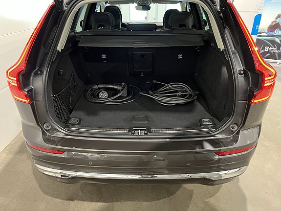 Volvo XC60 11 of 29