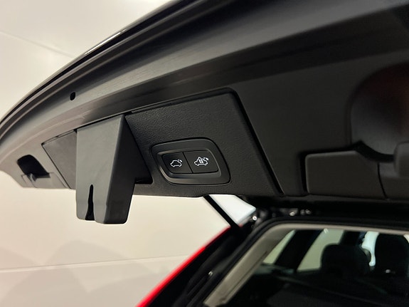 Volvo XC60 12 of 29