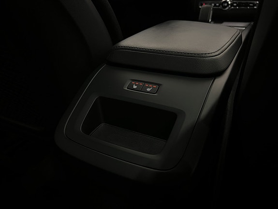 Volvo XC60 10 of 29