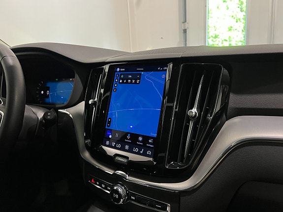 Volvo XC60 21 of 29
