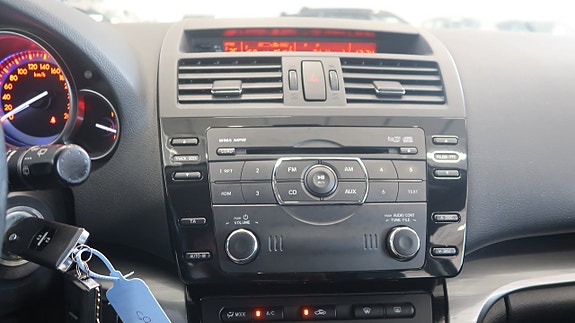 Mazda 6 14 of 18