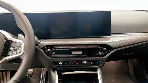 BMW 320 12 of 12