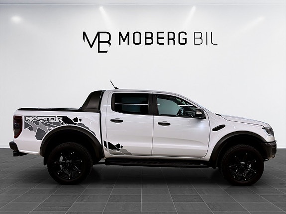 Ford Ranger Raptor 4 of 16