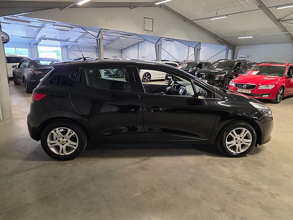 Renault Clio 3 of 5