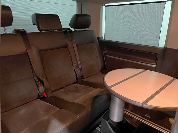 Volkswagen Multivan 20 of 30