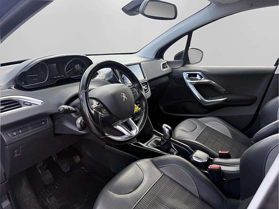Peugeot 2008 9 of 16