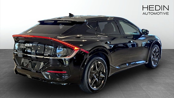 Kia EV6 6 of 12