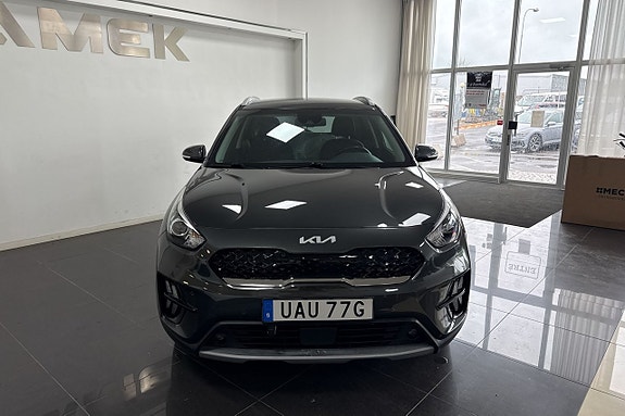 Kia Niro 2 of 5