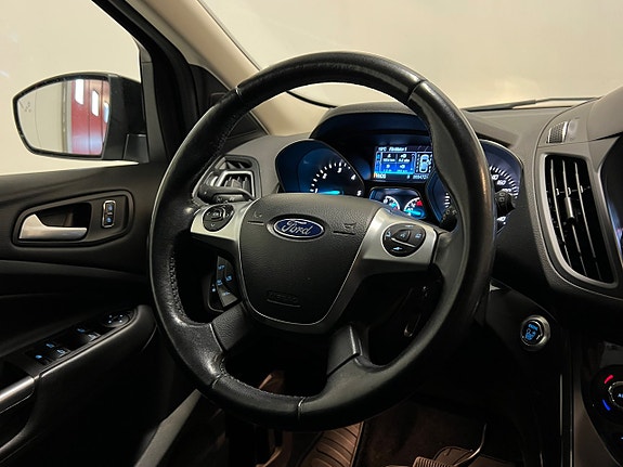 Ford Kuga 21 of 28