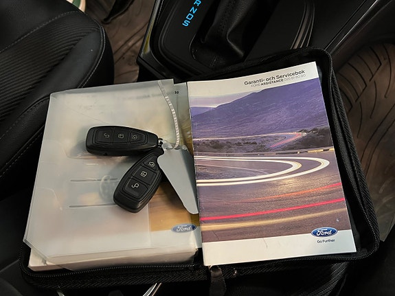 Ford Kuga 25 of 28