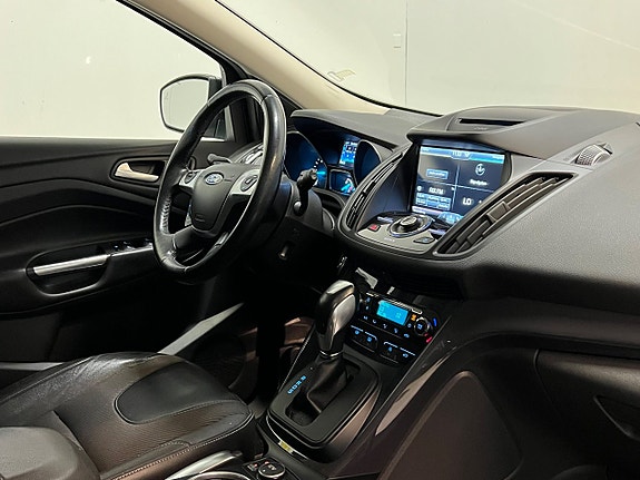Ford Kuga 19 of 28