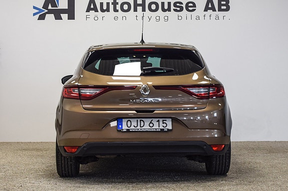 Renault Megane IV 5 of 5