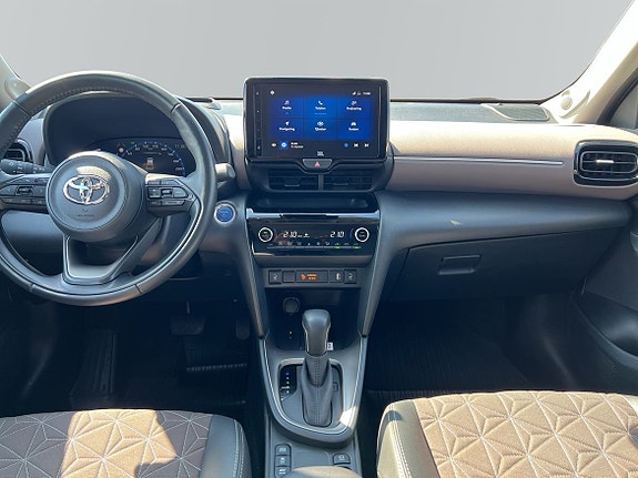 Toyota Yaris Cross 8 of 14
