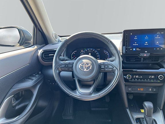 Toyota Yaris Cross 9 of 14
