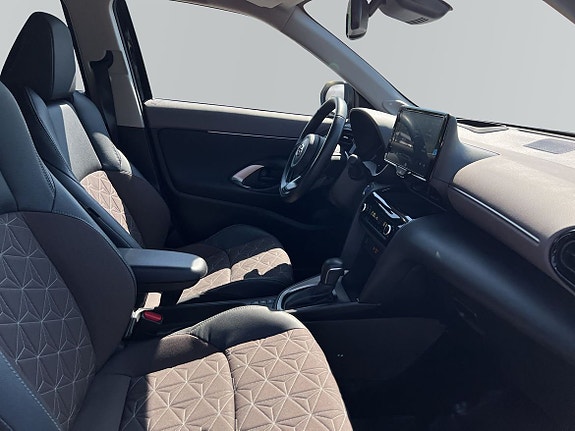 Toyota Yaris Cross 6 of 14