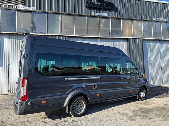 Ford Transit 4 of 12