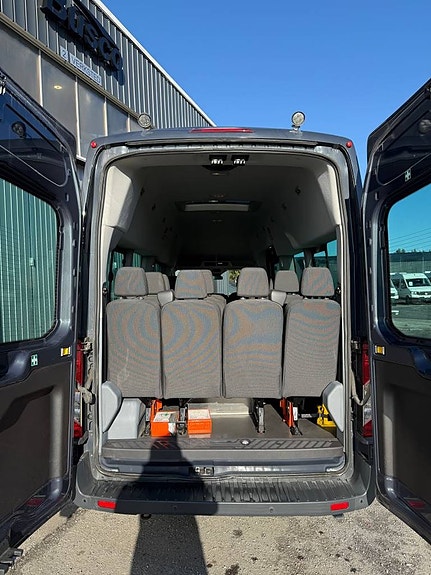 Ford Transit 6 of 12