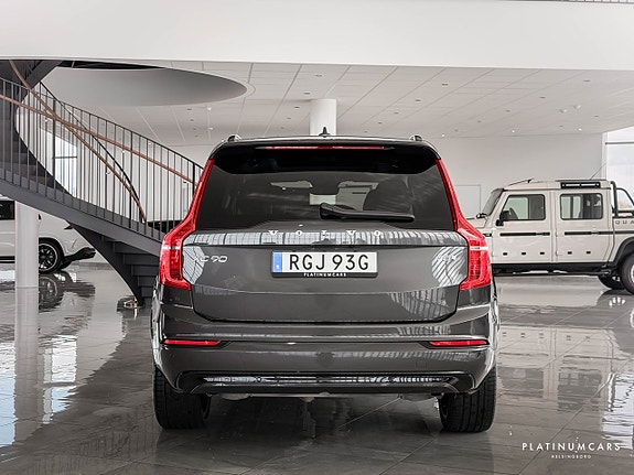 Volvo XC90 4 of 22