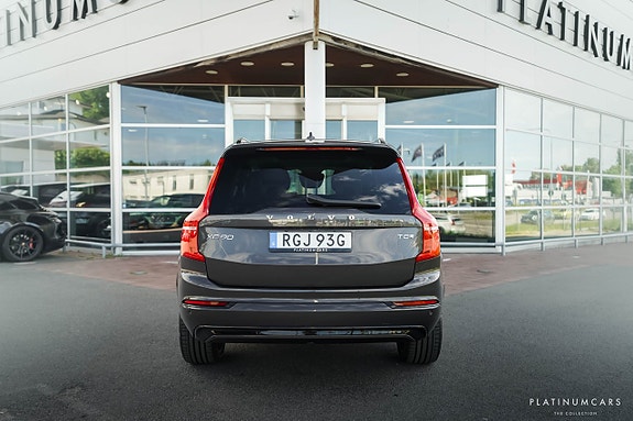 Volvo XC90 4 of 5