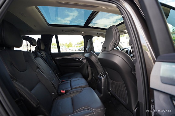Volvo XC90 9 of 22