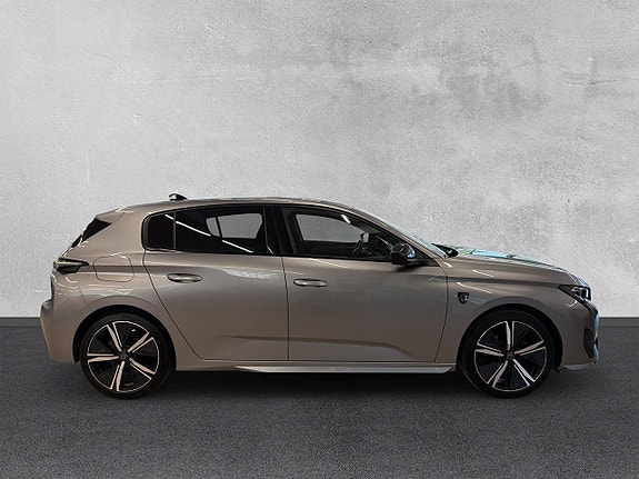 Peugeot 308 6 of 26