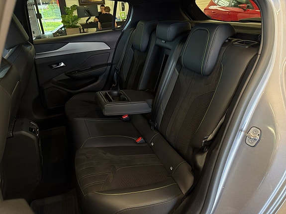 Peugeot 308 26 of 26