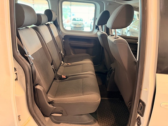 Volkswagen Caddy 10 of 13