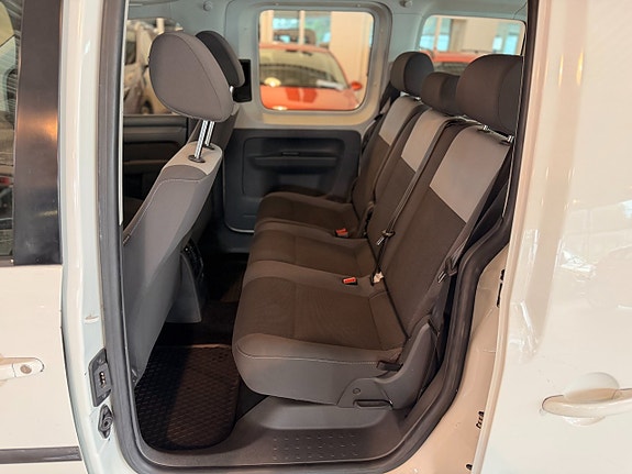 Volkswagen Caddy 8 of 13