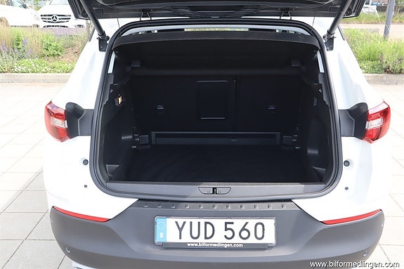 Opel Grandland X 11 of 19