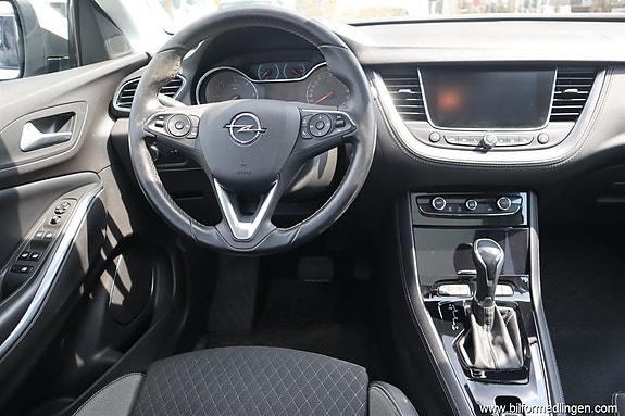 Opel Grandland X 3 of 5