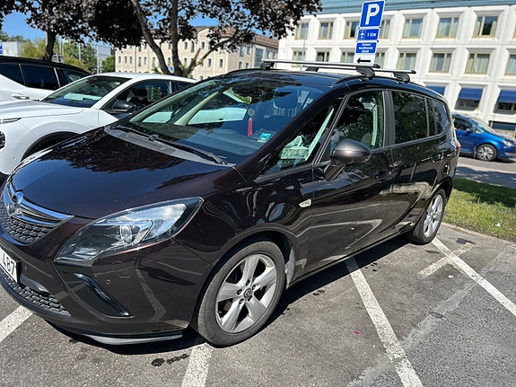 Opel Zafira Tourer 3 of 5