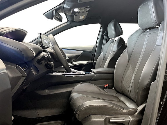 Peugeot 3008 4 of 5
