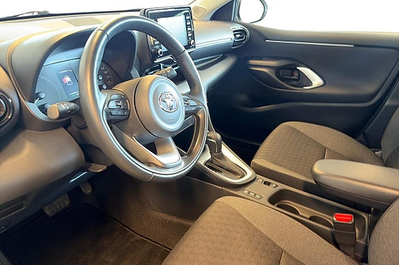 Toyota Yaris 10 of 14