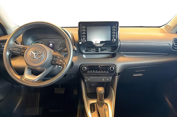 Toyota Yaris 7 of 14