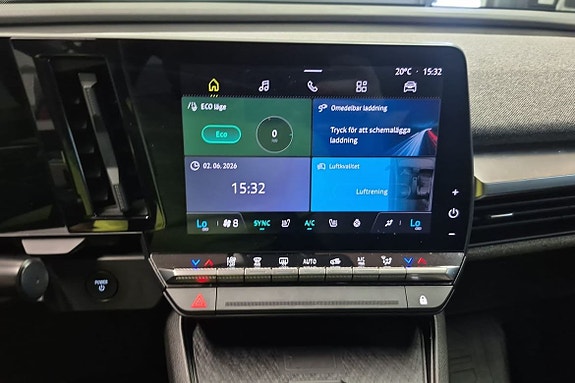 Renault Megane E-Tech 15 of 22