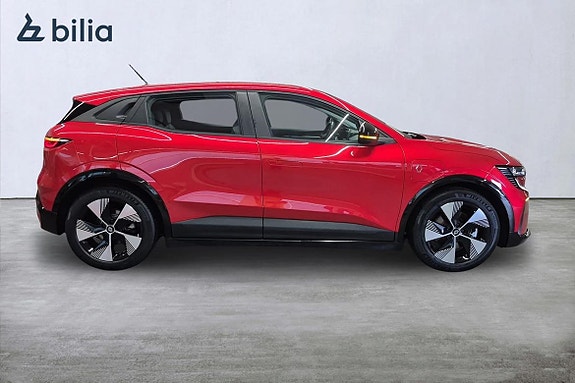 Renault Megane E-Tech 18 of 22