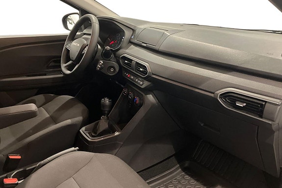 Dacia Sandero 7 of 21