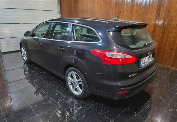 Ford Focus 4 of 5