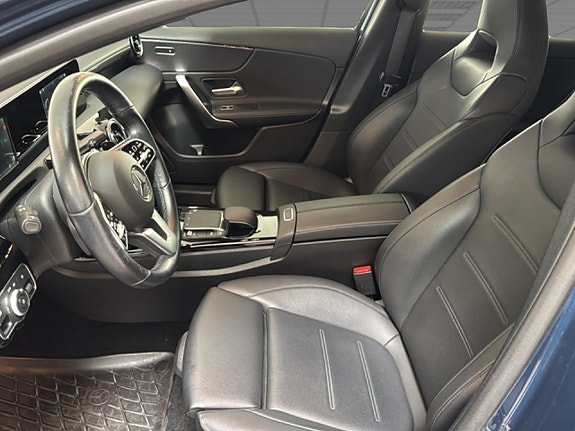 Mercedes-Benz A200 8 of 22