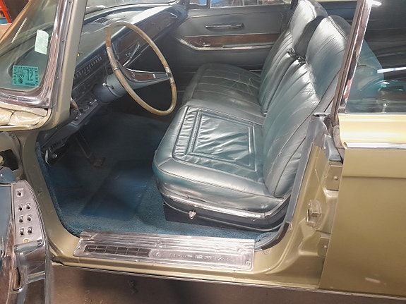 Chrysler Imperial 8 of 16