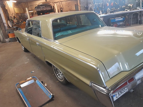 Chrysler Imperial 5 of 16