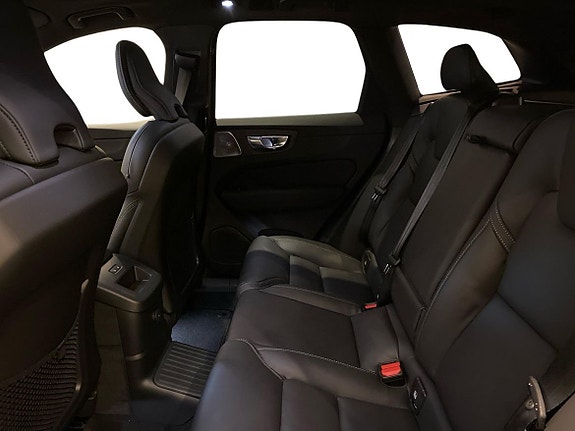 Volvo XC60 6 of 15