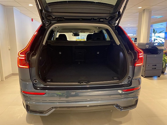 Volvo XC60 13 of 14