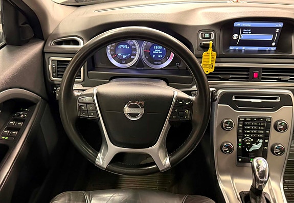 Volvo V70 23 of 26