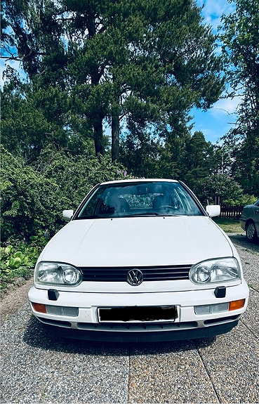 Volkswagen Golf III 3 of 5